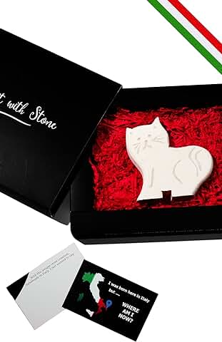 Happy Cat Stone Hecho a mano en Italia - Contiene Fragmentos Fósiles - Símbolo de Paciencia Espíritu de Aventura Curiosidad e Independencia - Caja y Tarjeta de Mensaje en Blanco Incluida - Regalos Cat  