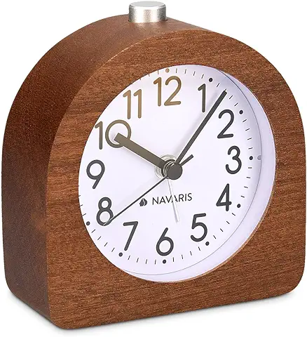 Navaris Despertador Analógico - Despertador Madera con luz y Sonido - Reloj Retro con Función Repetición de Madera Natural en Color Marrón Oscuro  