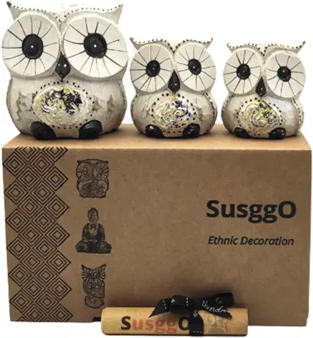 SusggO Set de 3 Buhos Decorativos de Madera, Decoracion, Tallado a Mano, Buho de la Suerte, Idea Artesania Adorno Mueble (Blanco Detalles Plateados)  