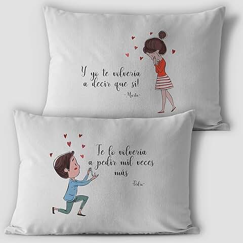 Cojines Personalizados con el Nombre, Tamaño 50x30cm, Regalo san Valentin Novios Aniversario, Regalos Originales y únicos, Ideal para Decoración Sofá o cama  