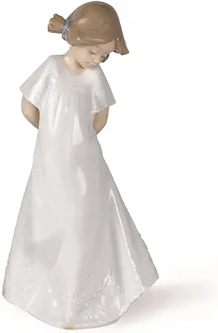 NAO Figura Camisón Ruborosa. Niña de Porcelana  